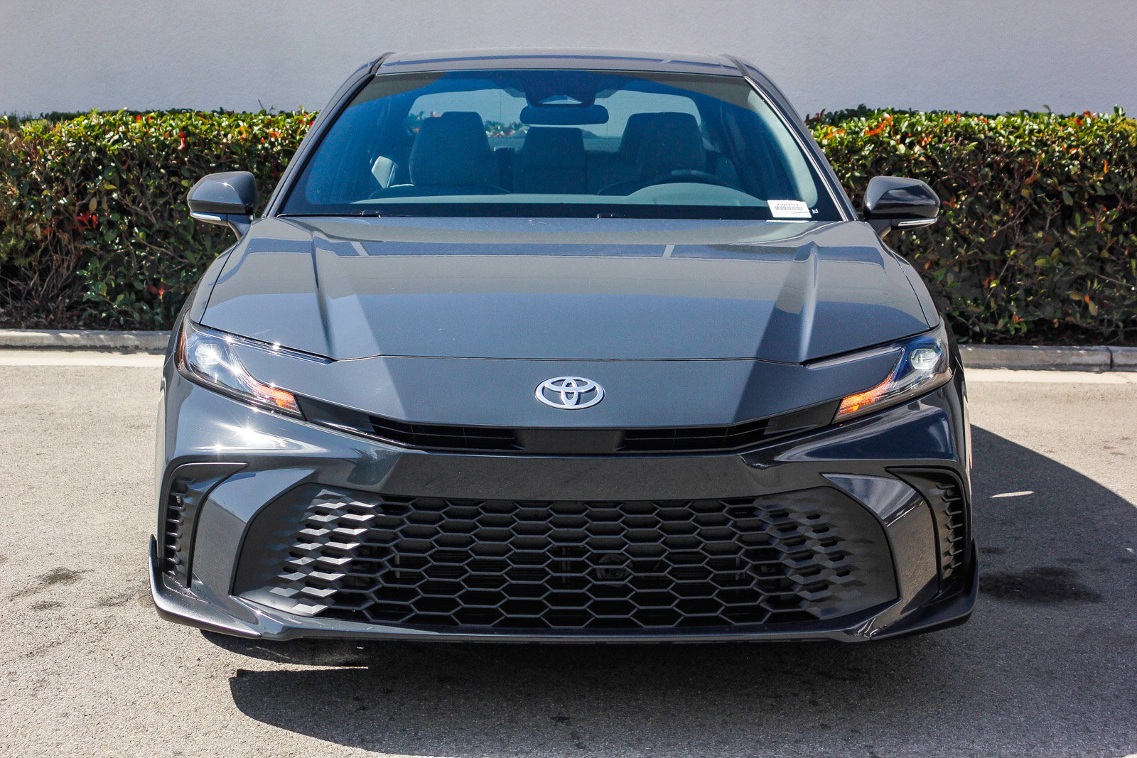 2026 Toyota Camry SE photo 2