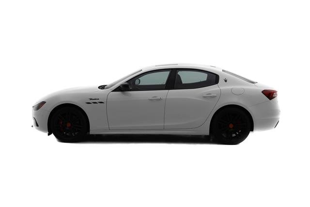 2024 Maserati Ghibli Modena photo 3