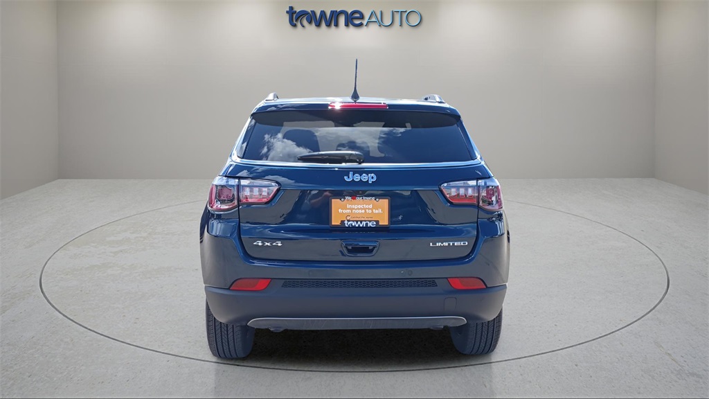 2024 Jeep Compass Limited photo 4