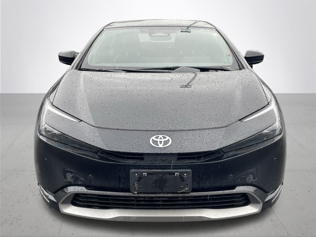 2023 Toyota Prius Limited photo 3