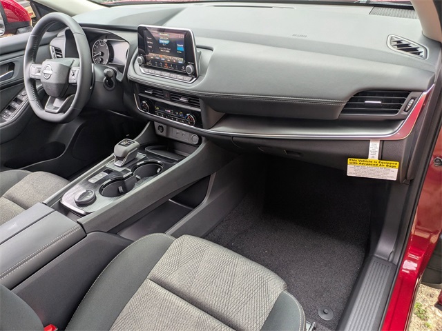 2025 Nissan Rogue SV photo 30