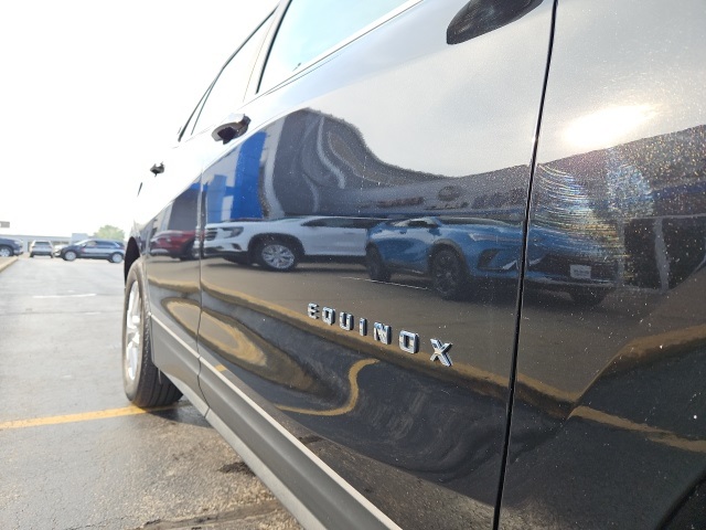 2023 Chevrolet Equinox LT photo 8