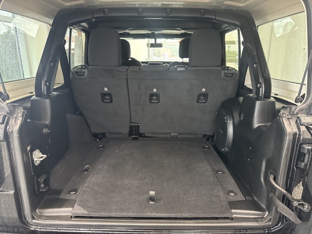 2021 Jeep Wrangler Unlimited Willys photo 8