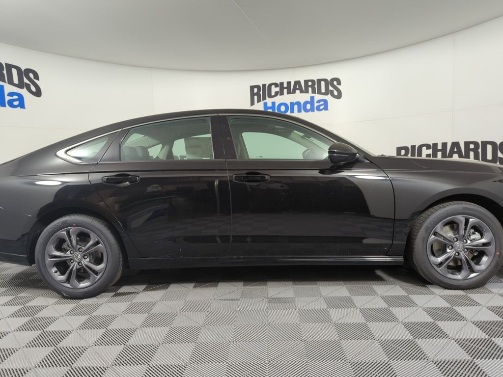 2025 Honda Accord Hybrid EX-L photo 5