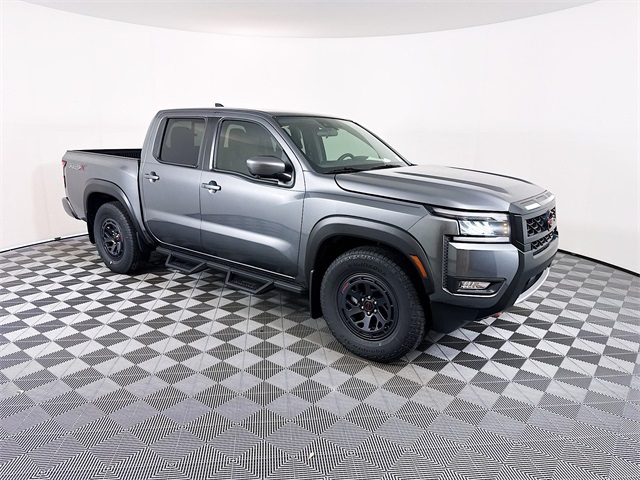 2026 Nissan Frontier PRO-X's photo