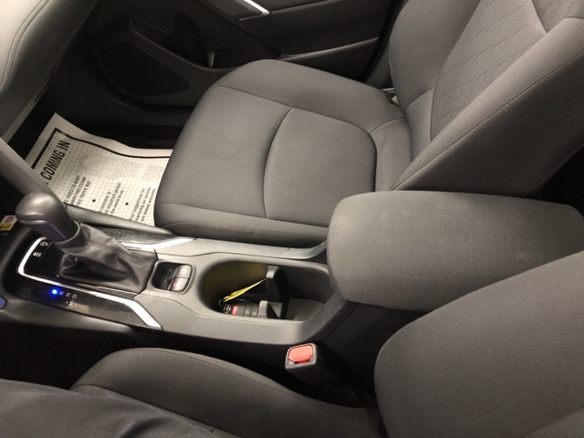 2023 Toyota Corolla Cross LE photo 22