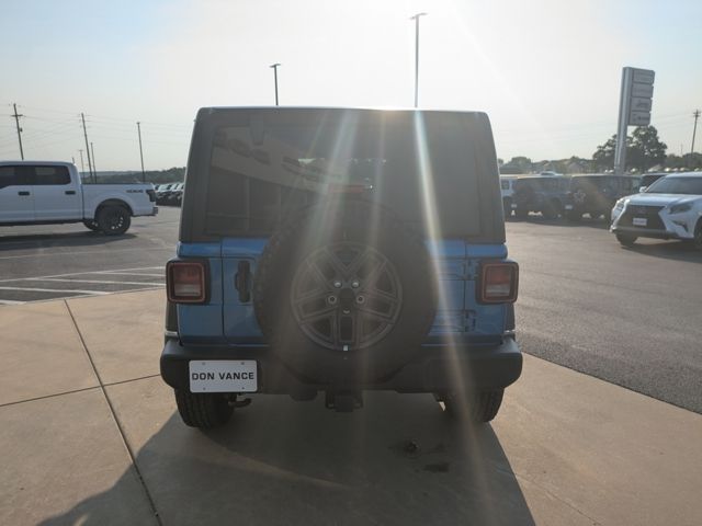 2025 Jeep Wrangler Sport S photo 4