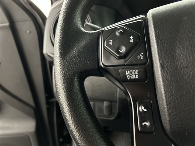 2022 Toyota Tacoma SR photo 9