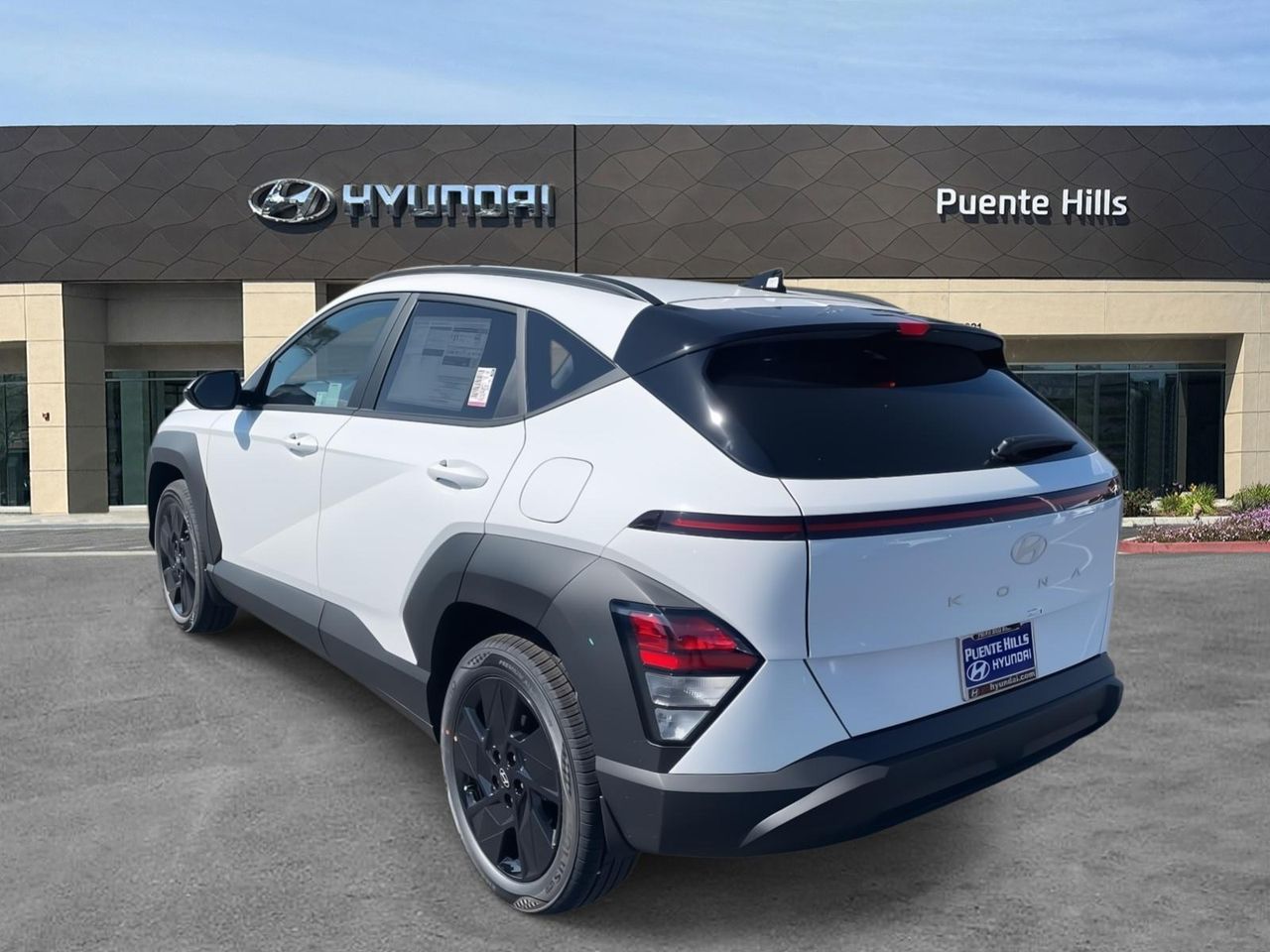 2026 Hyundai Kona SEL photo 3