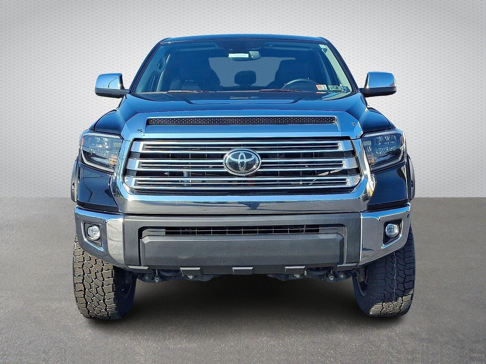 2021 Toyota Tundra Limited Grade photo 2