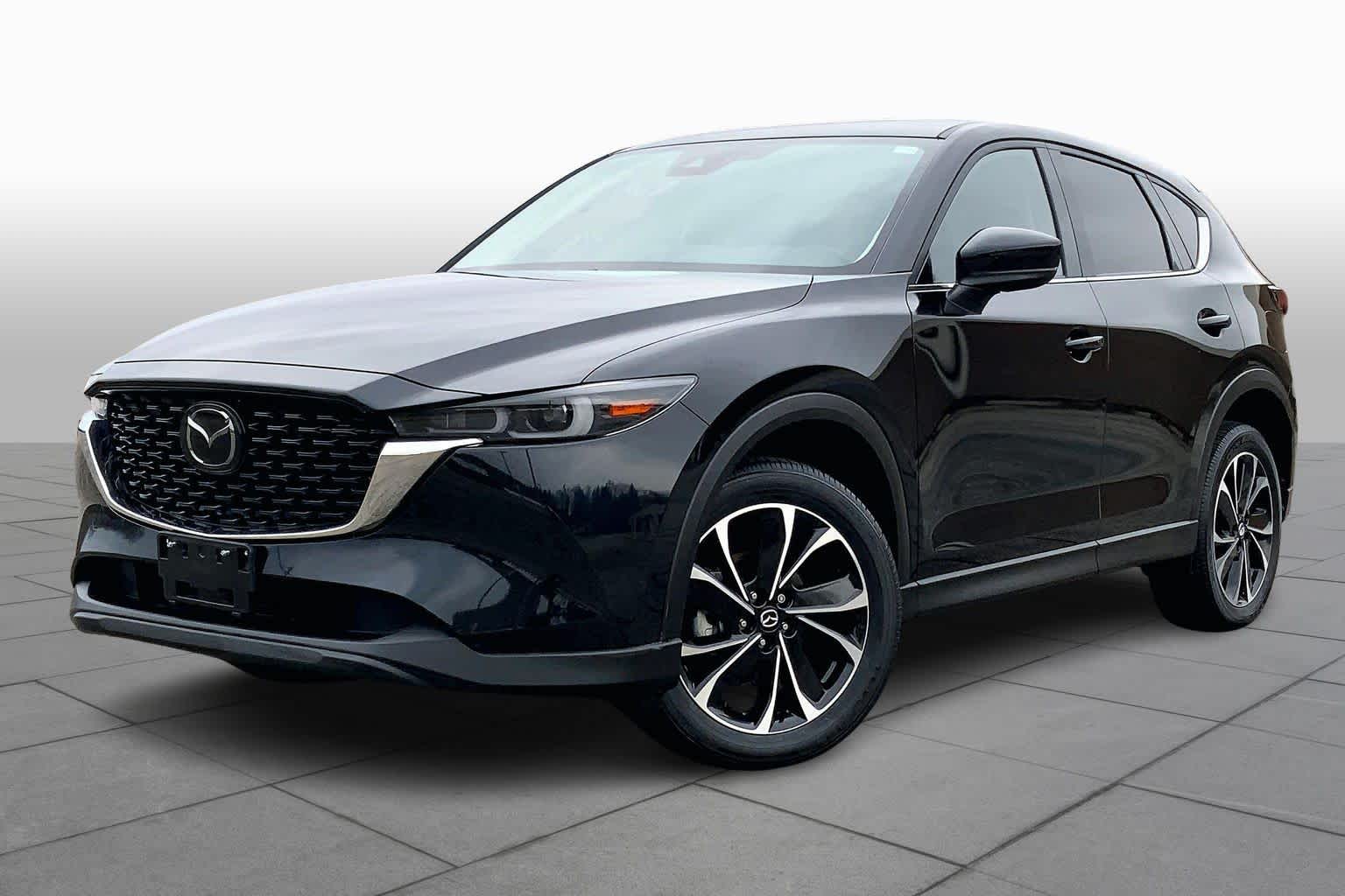 2023 Mazda CX-5 S Premium package