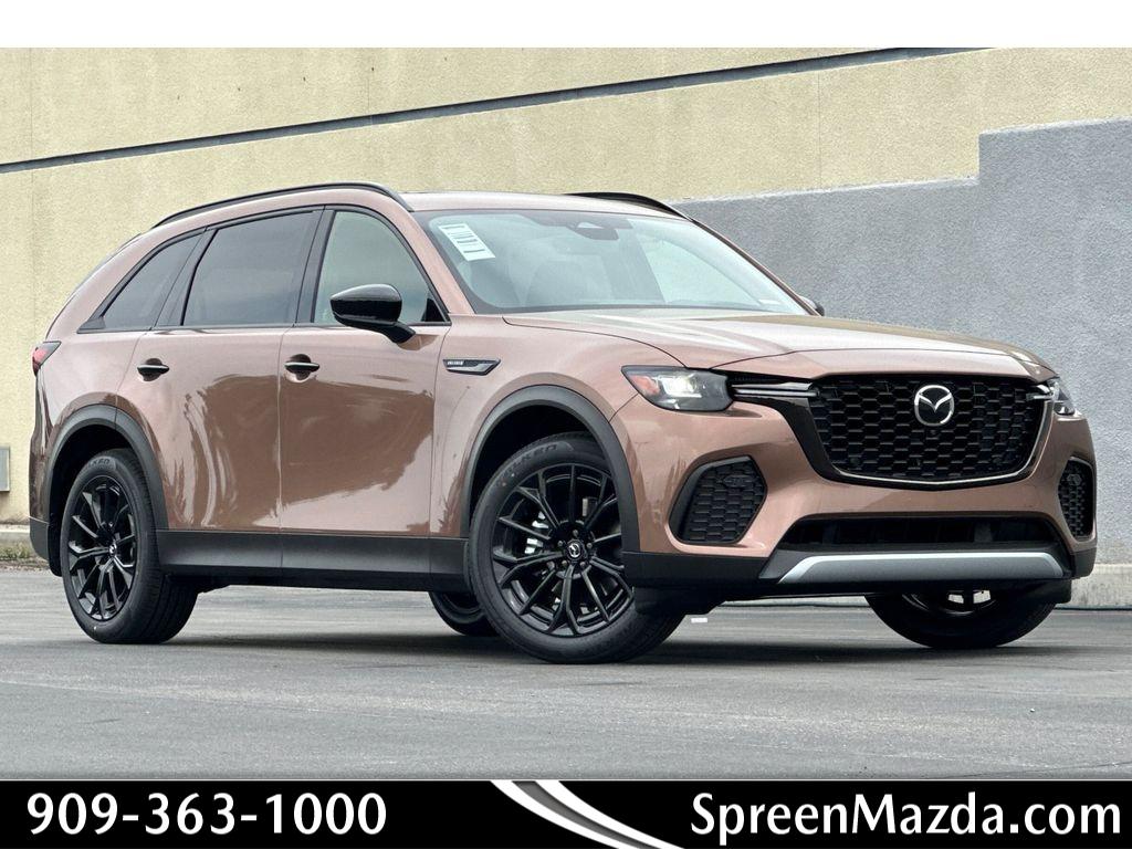 2025 Mazda CX-70 Premium Plus Package's photo