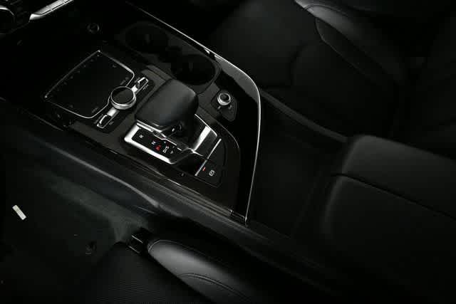 2017 Audi Q7 3.0T Prestige photo 17