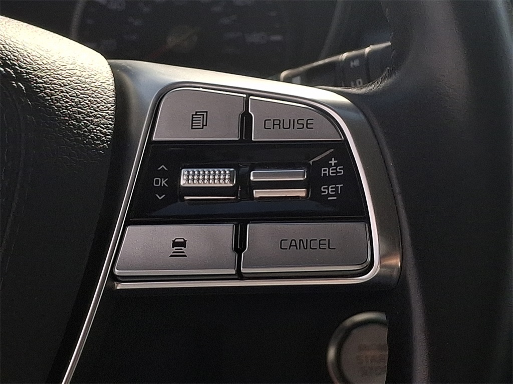 2022 Kia Telluride LX photo 16