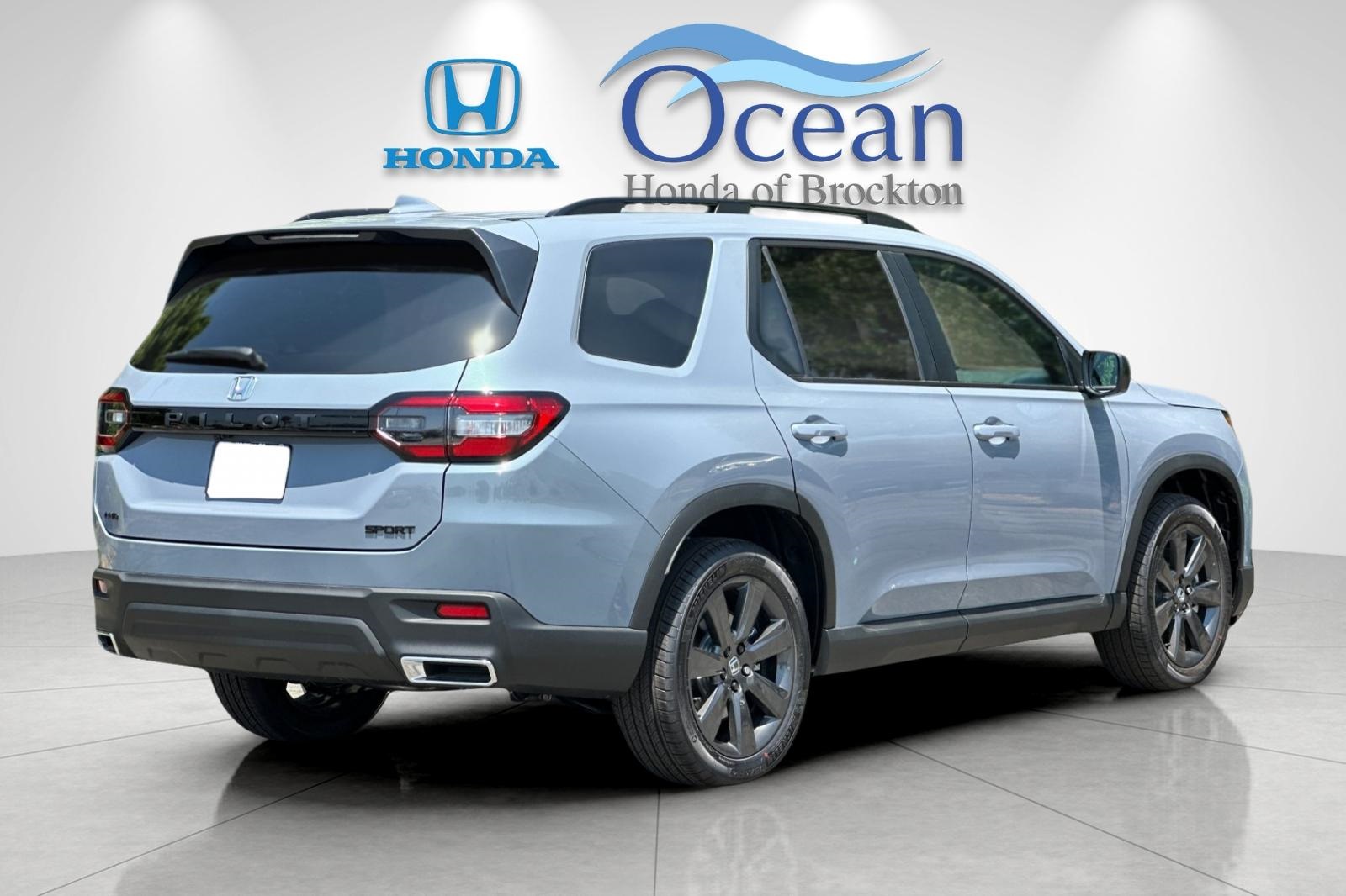 2025 Honda Pilot Sport photo 4