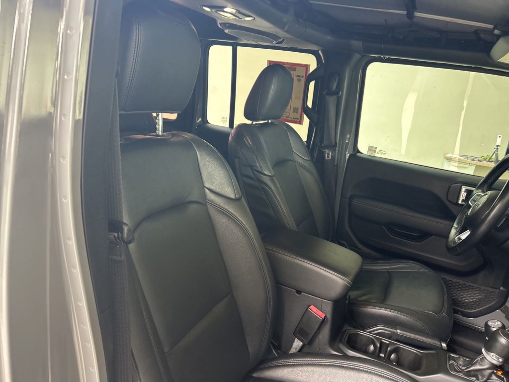 2021 Jeep Wrangler Unlimited Sahara photo 20