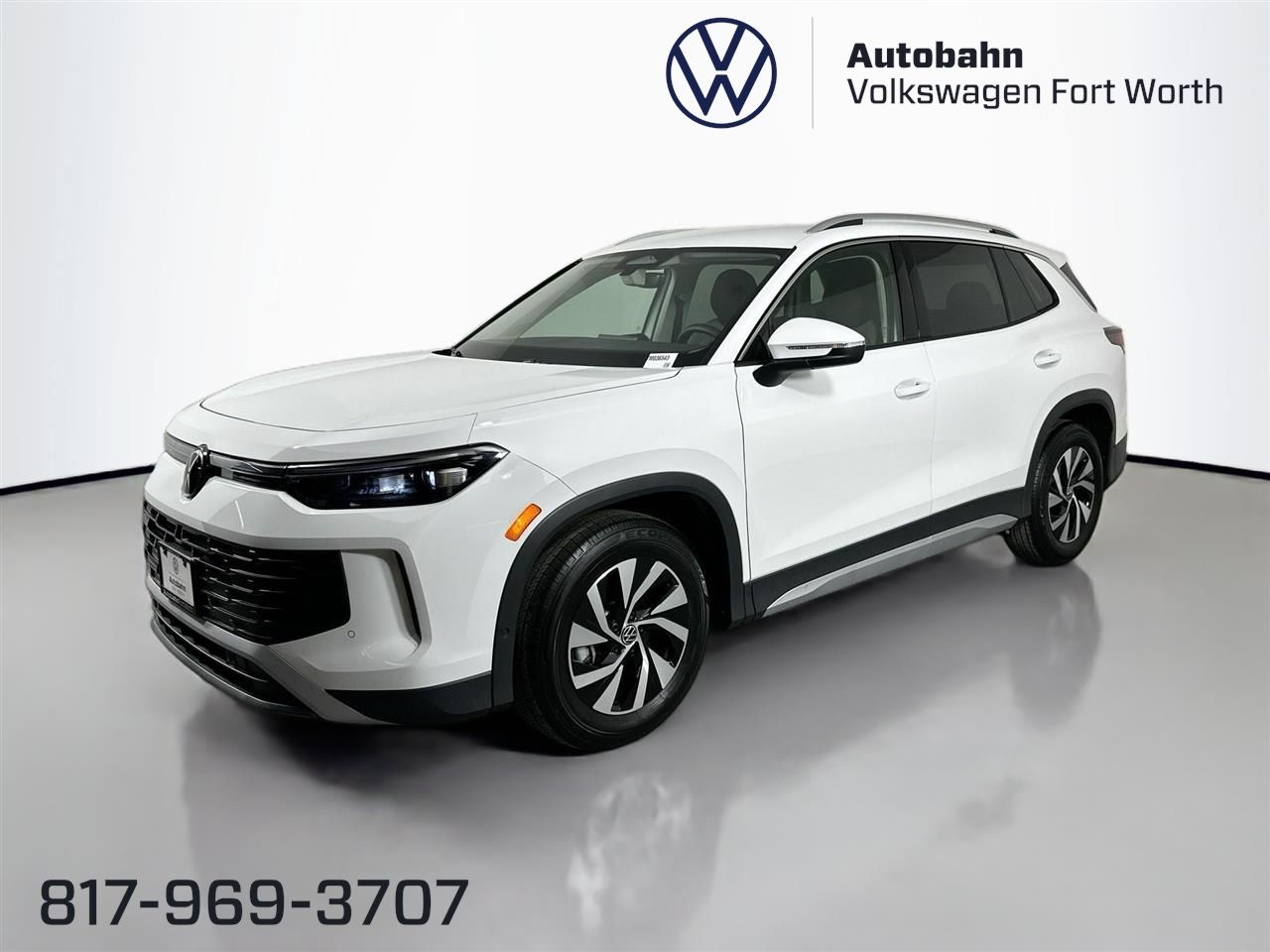 2026 Volkswagen Tiguan S's photo
