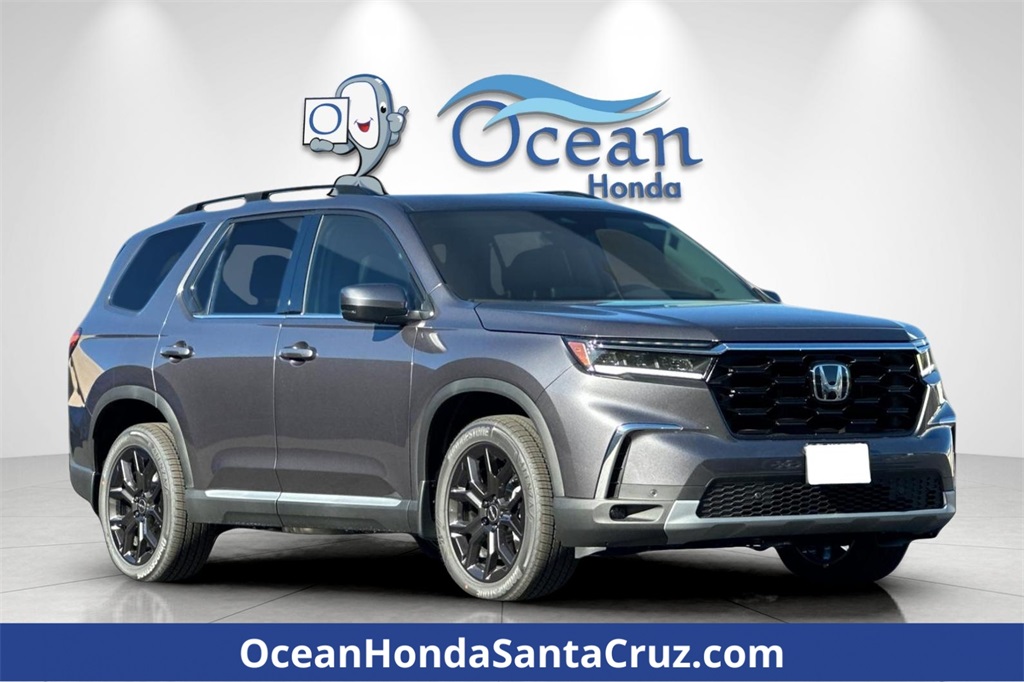 2025 Honda Pilot Touring's photo