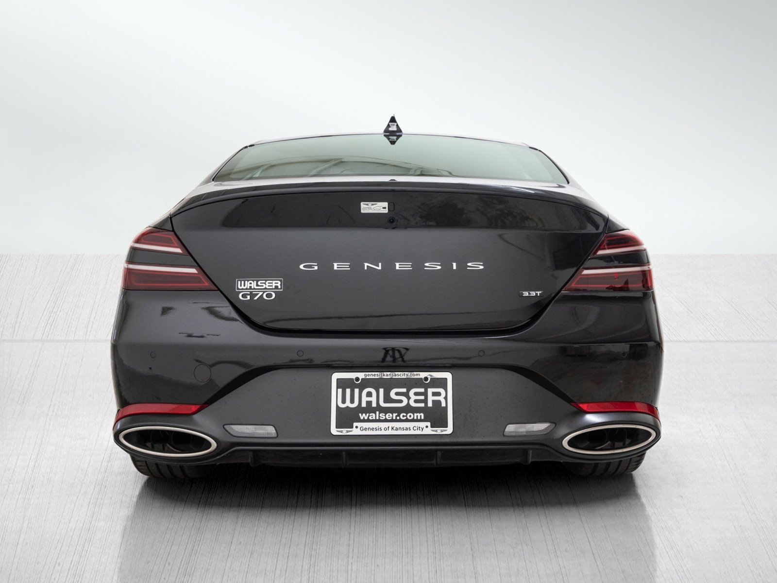2025 Genesis G70 3.3T Sport Prestige photo 4
