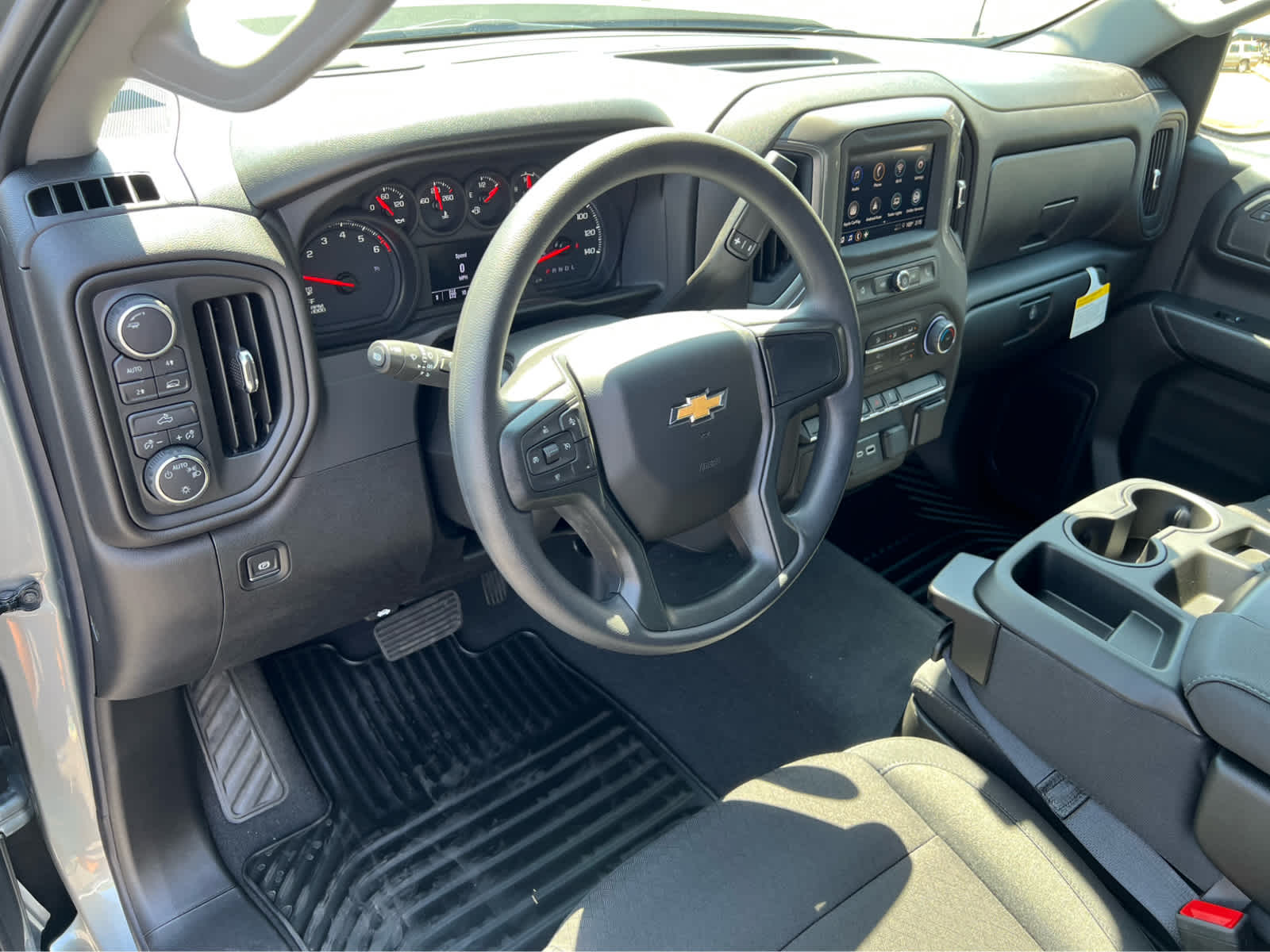 2026 Chevrolet Silverado 1500 Custom photo 15