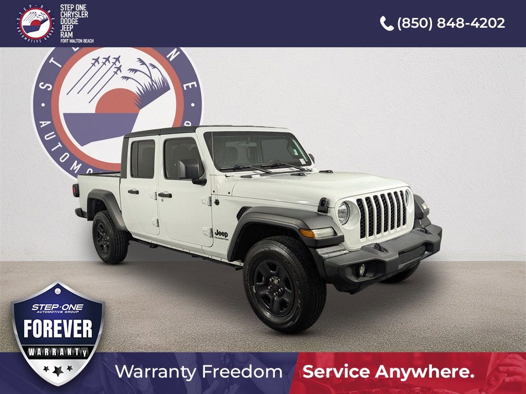 2021 Jeep Gladiator Sport's photo