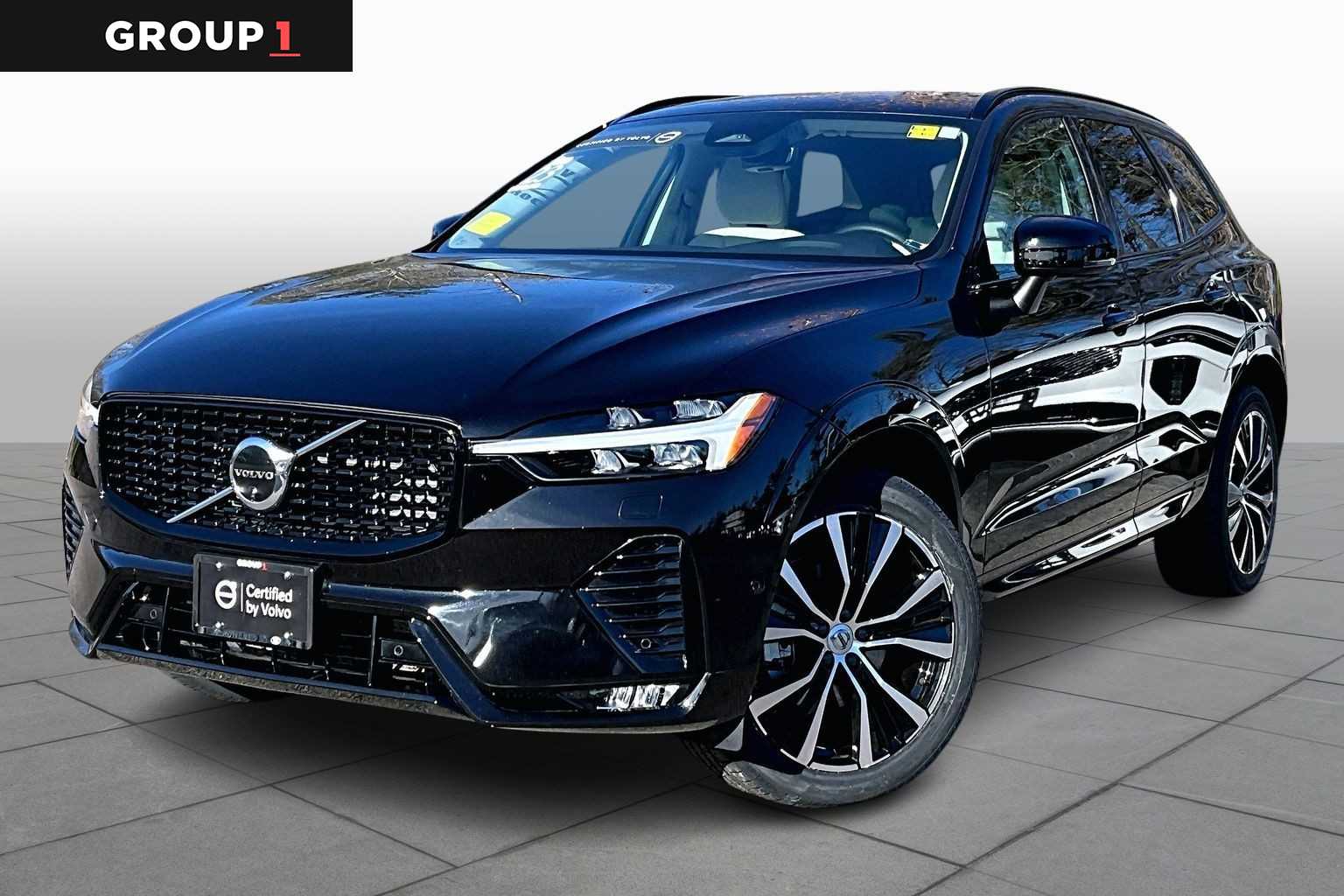 2023 Volvo XC60 Plus's photo