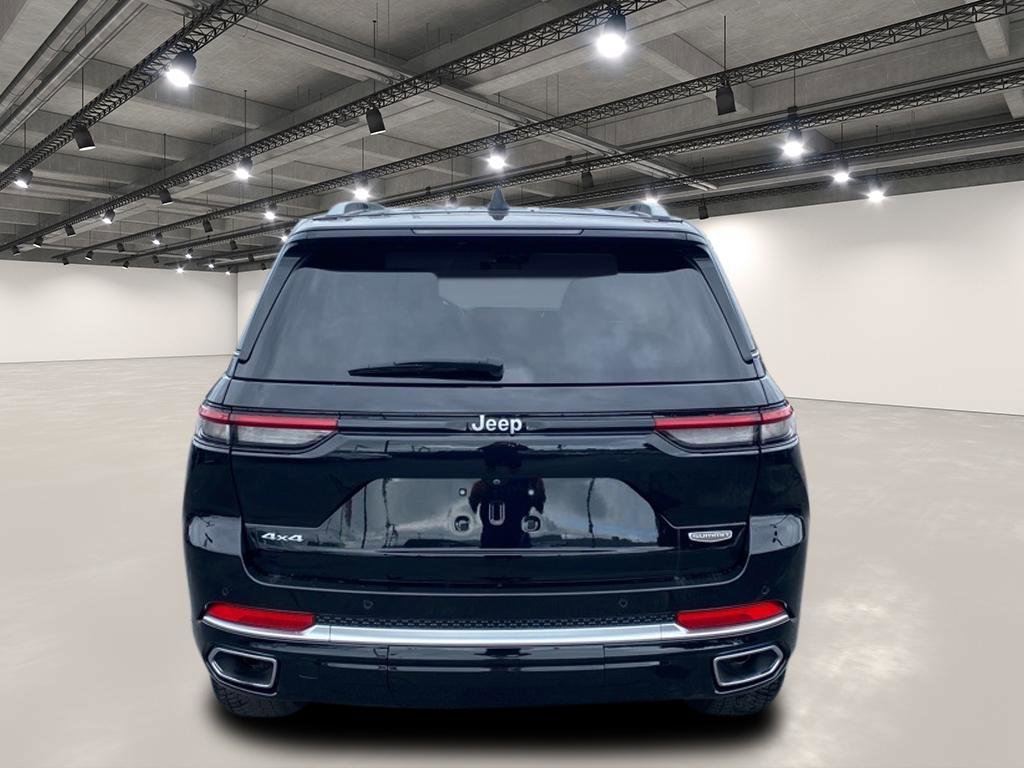2022 Jeep Grand Cherokee Summit Reserve photo 4