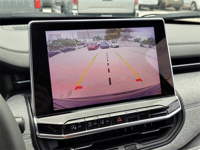 2024 Jeep Compass Latitude photo 25