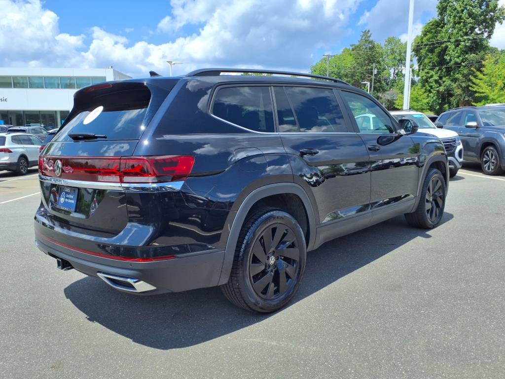 2024 Volkswagen Atlas SE Technology photo 18