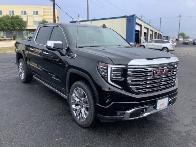 2025 GMC Sierra 1500 Denali's photo