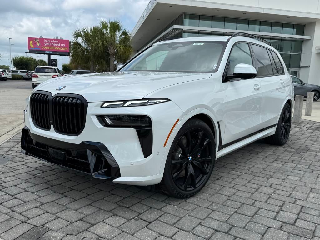 2026 BMW X7 40i's photo