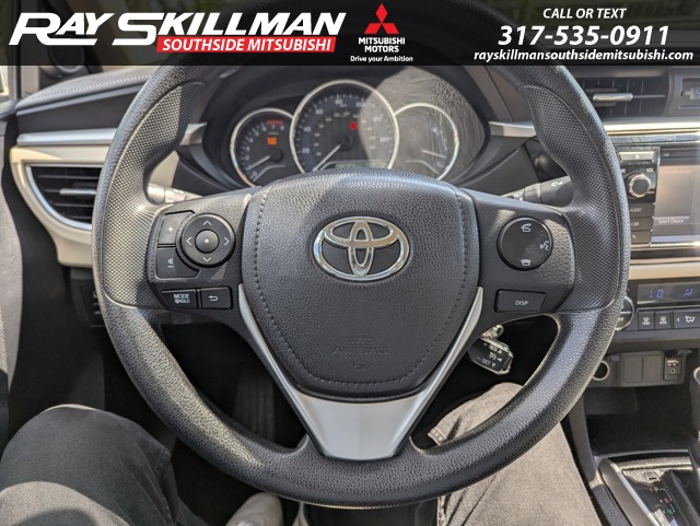 2014 Toyota Corolla LE photo 14