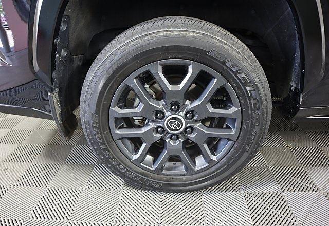 2024 Toyota Sequoia Capstone photo 13