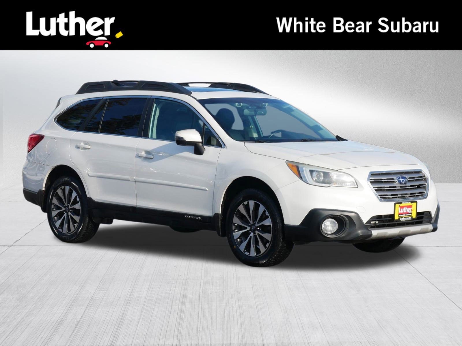 2016 Subaru Outback Limited's photo