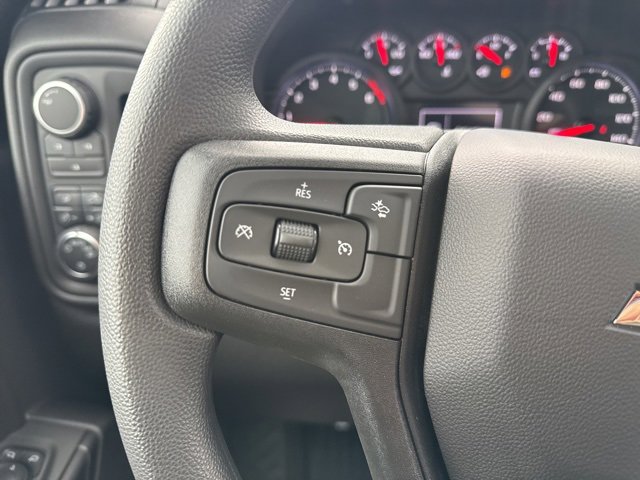 2025 Chevrolet Silverado 2500HD Custom photo 26