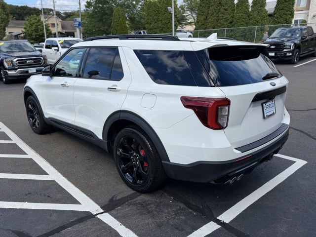 2020 Ford Explorer ST photo 3