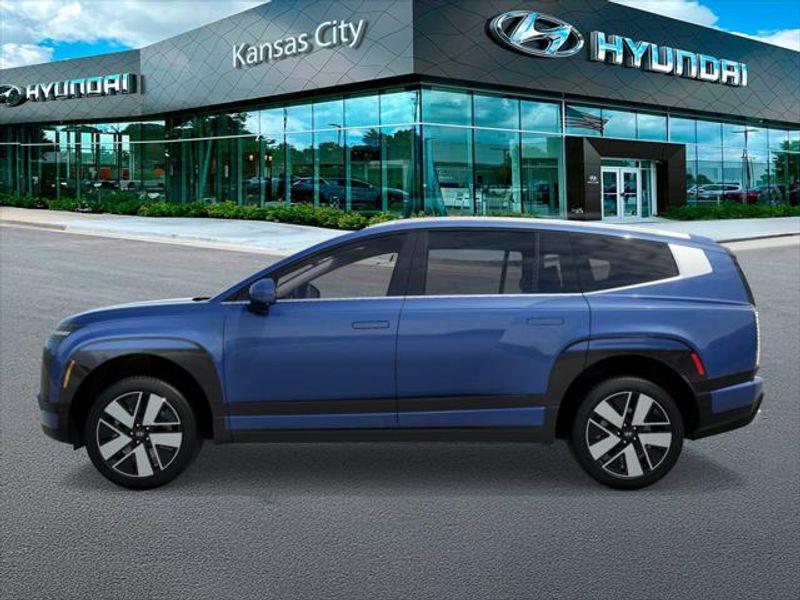 2026 Hyundai Ioniq SEL photo 3