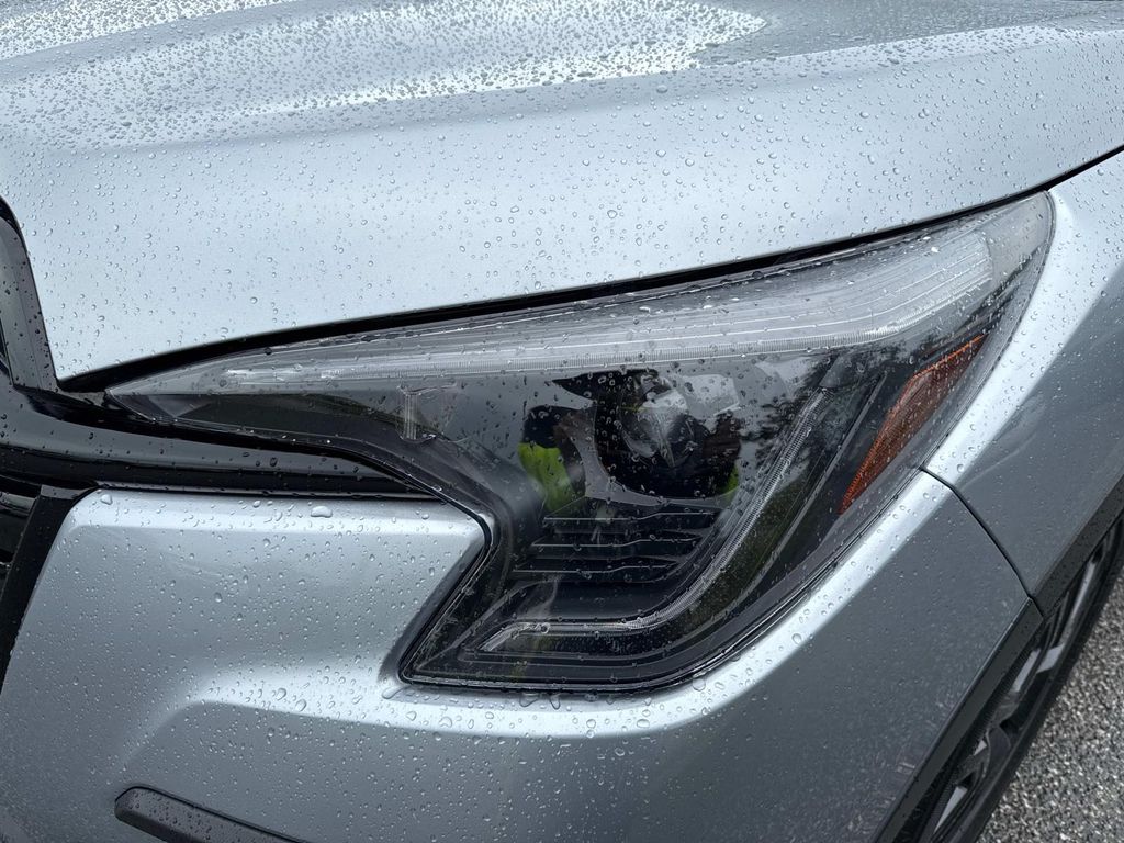 2024 Subaru Ascent Onyx Edition photo 8
