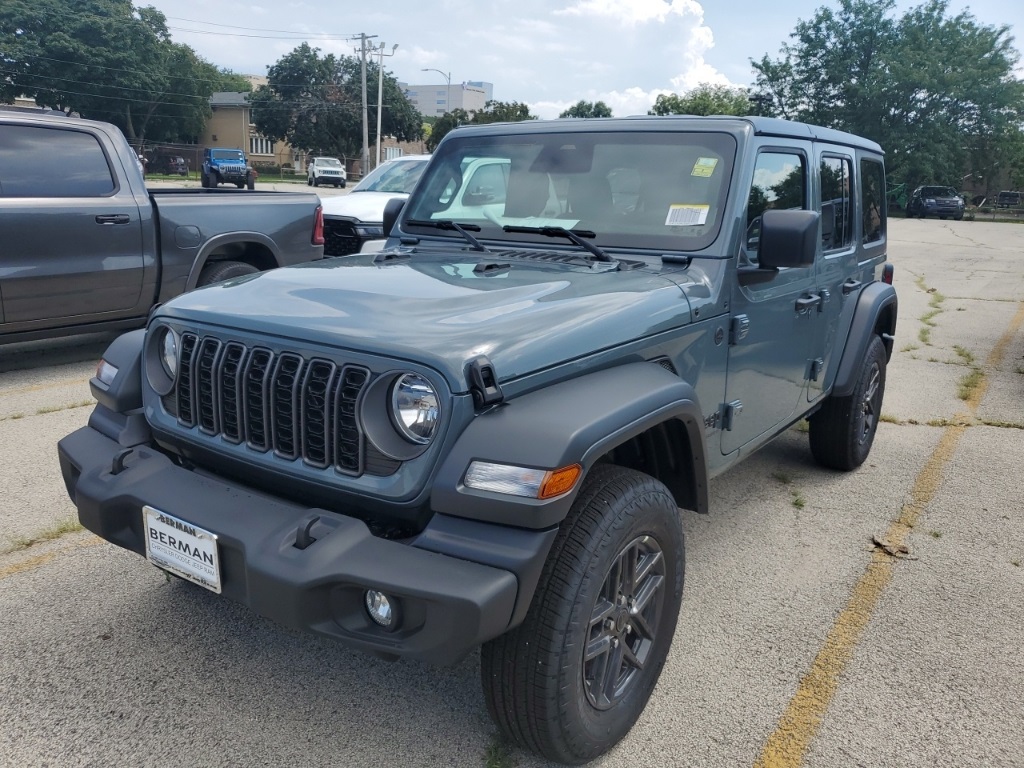 2025 Jeep Wrangler Sport S photo 3