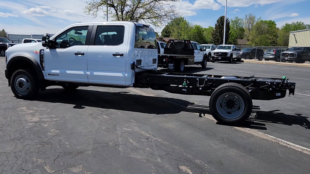 2025 Ford F-550 XL photo 4