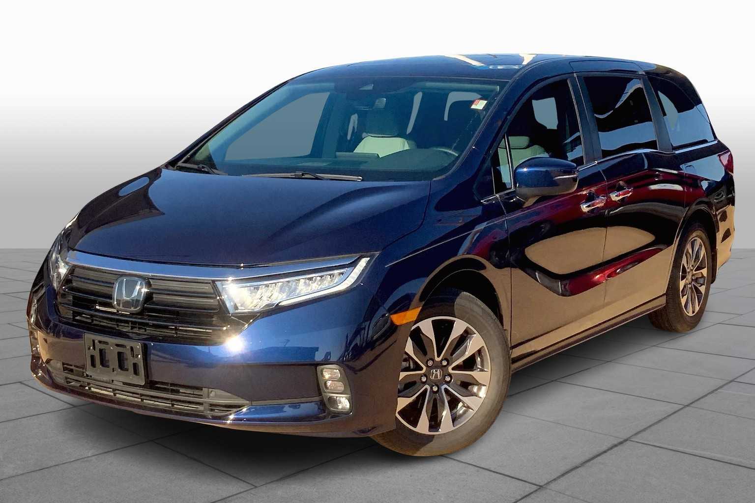 Pre-Owned 2024 Honda Odyssey EX-L Mini-van, Passenger in Oklahoma 