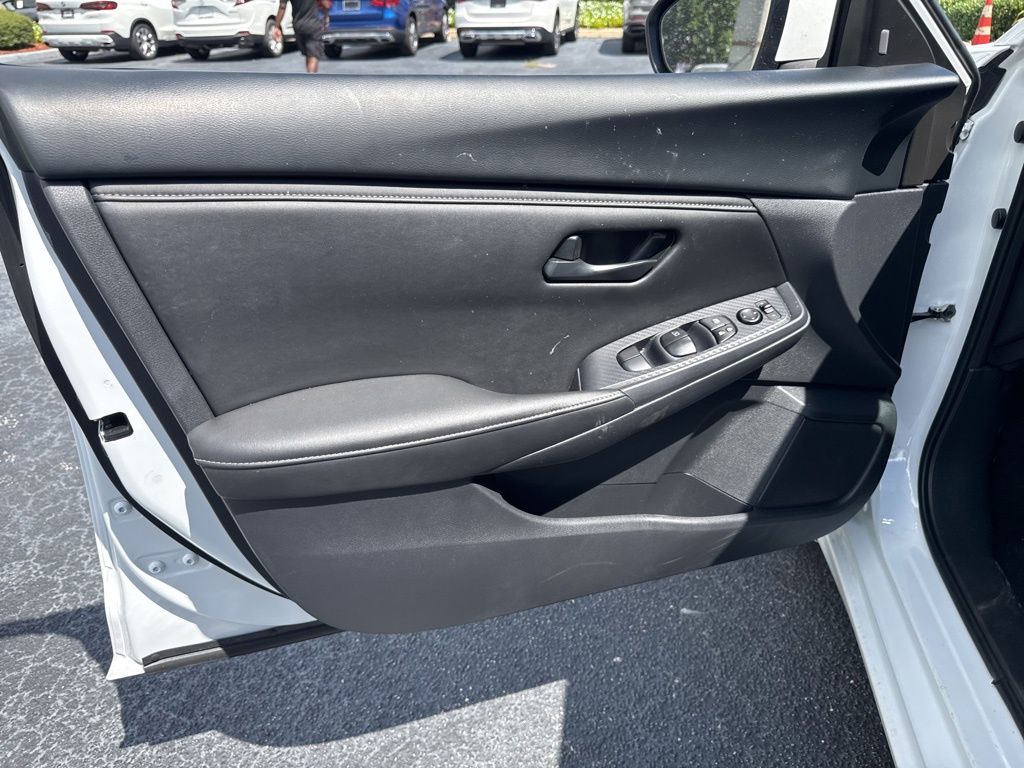 2024 Nissan Sentra S photo 8