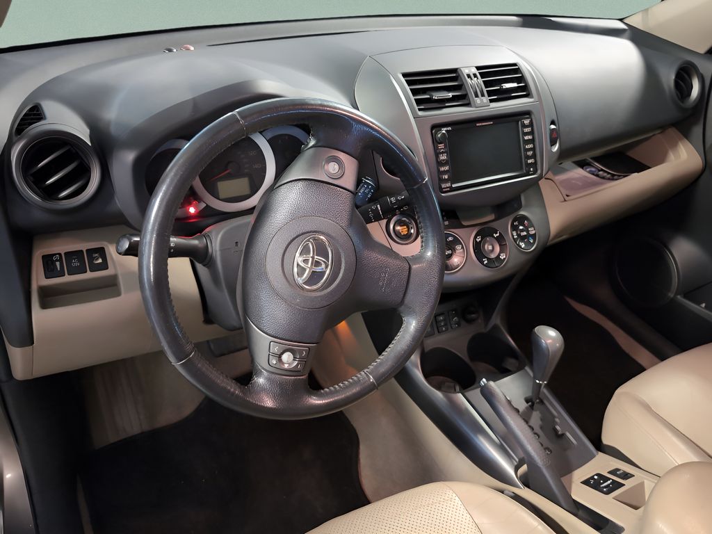 2010 Toyota RAV4 Limited photo 12