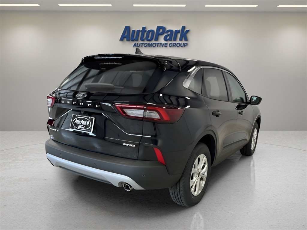 2024 Ford Escape Active photo 2