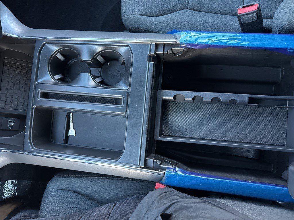 2025 Ford F-150 XLT photo 36