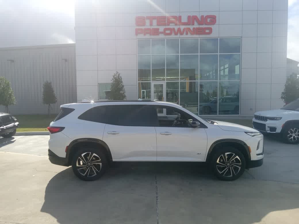 2025 Buick Enclave Sport Touring's photo