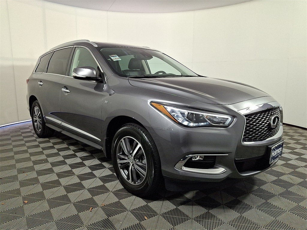 2020 Infiniti QX60 Luxe photo 3