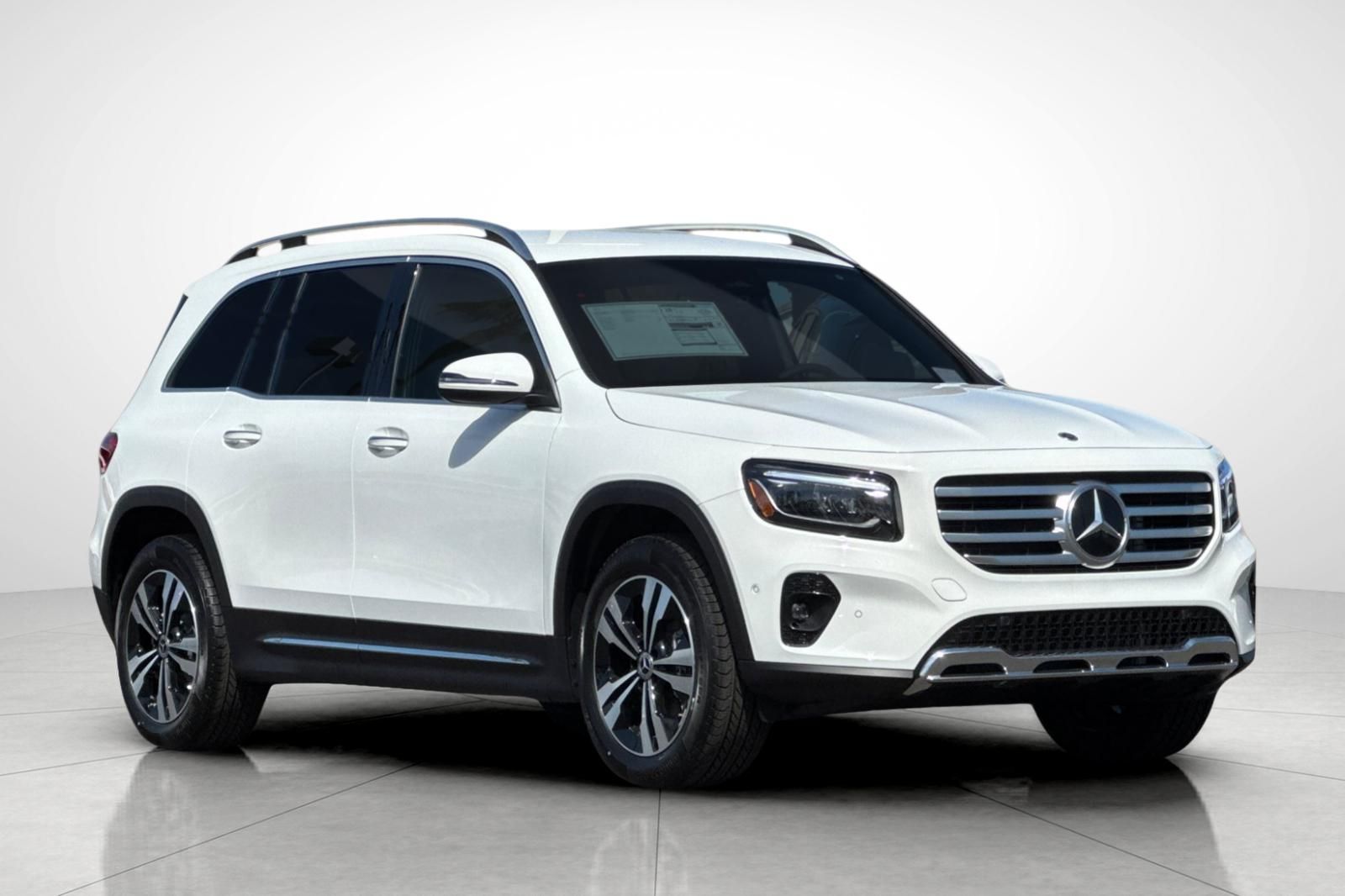 2025 Mercedes Benz GLB 250 photo 24