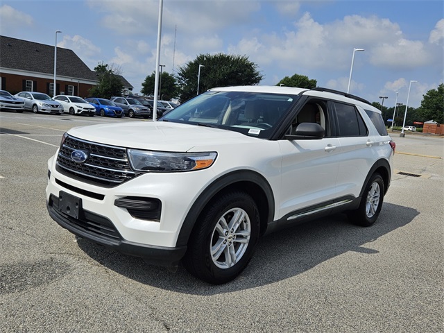 2021 Ford Explorer XLT photo 2