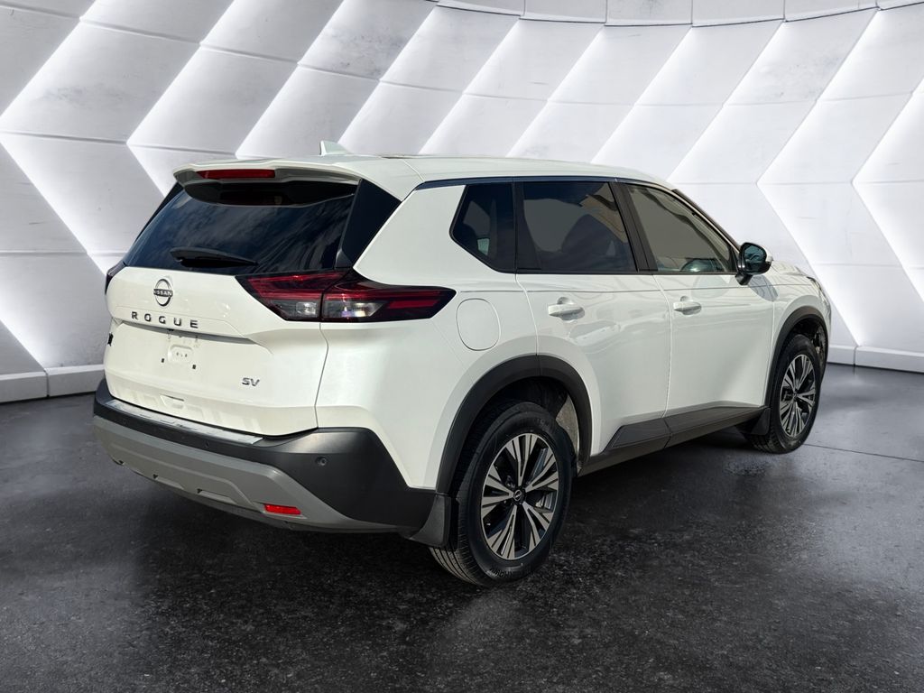 2022 Nissan Rogue SV photo 4